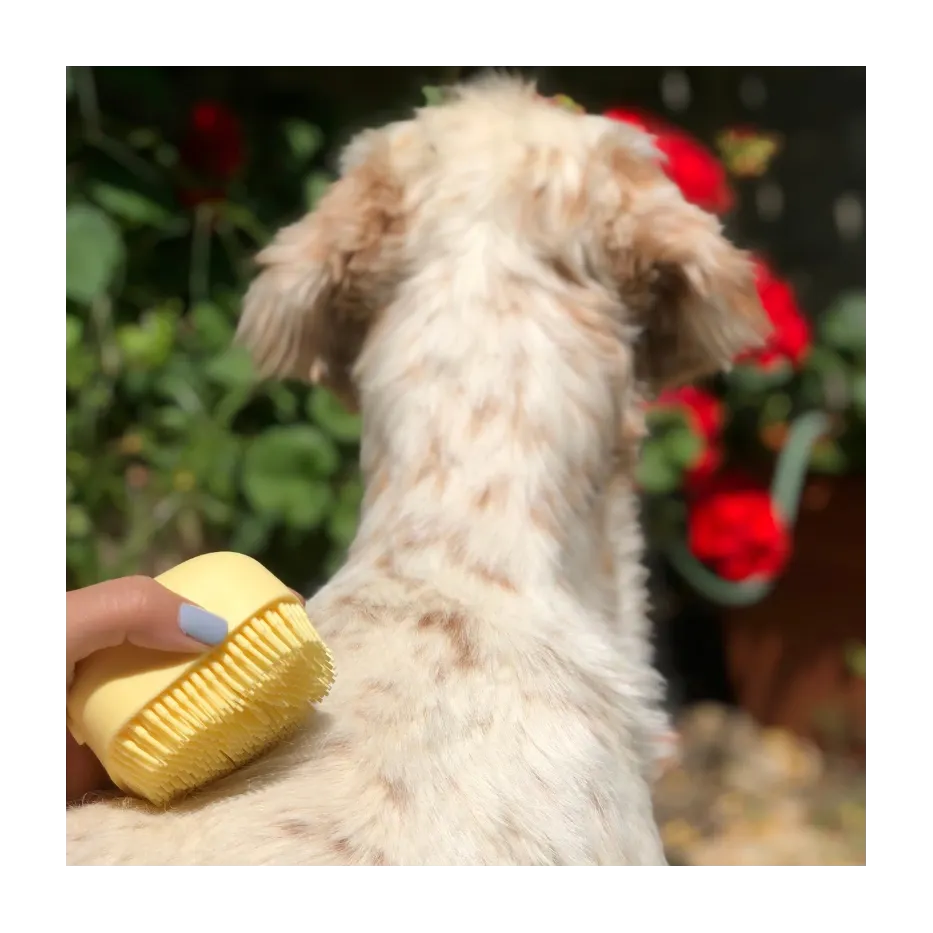 cepillo-de-bano-altudog-para-perros-gatos (1).webp